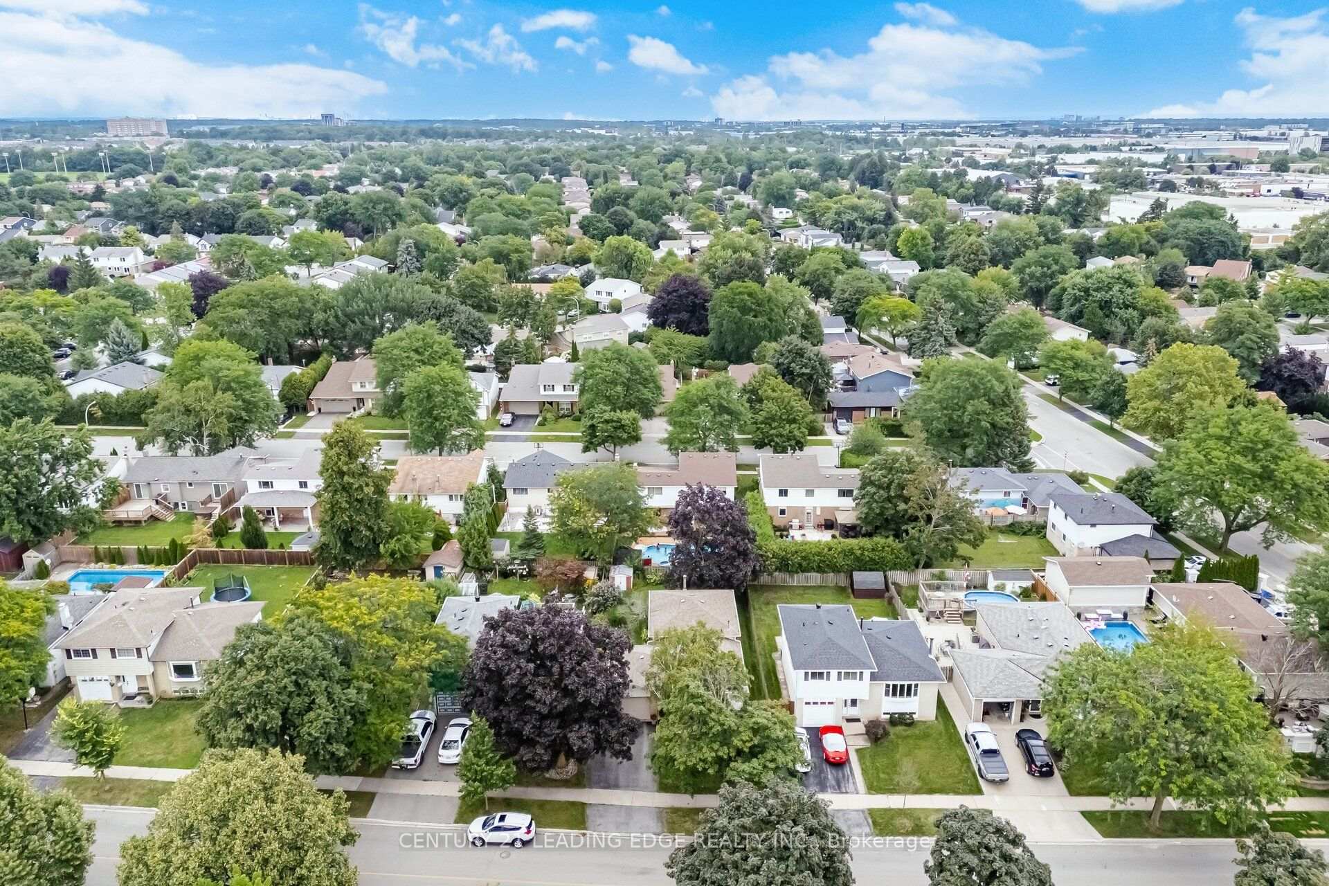 Photo 2 of 3245 Lansdown Drive, Burlington, Palmer — HOMEH