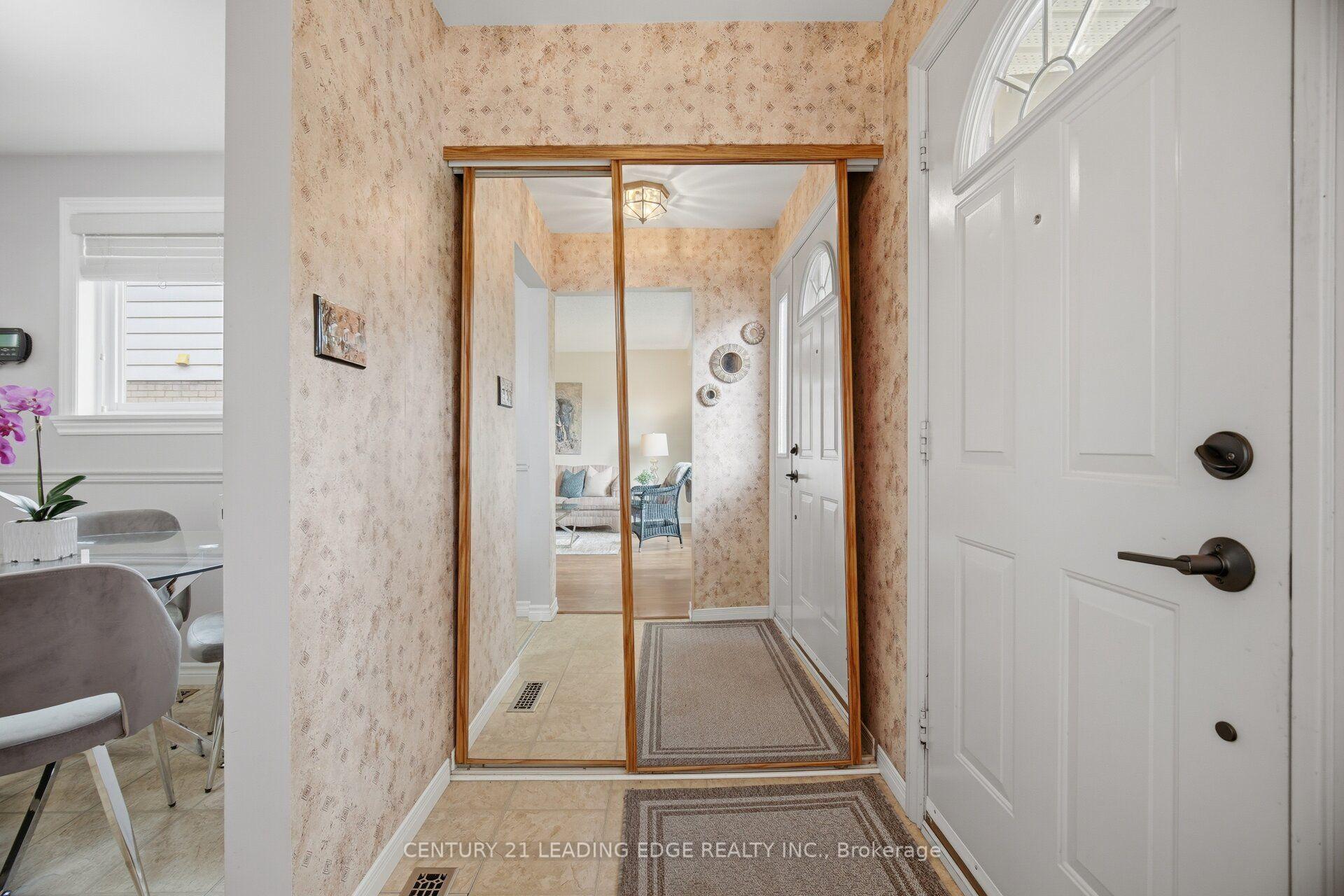 Photo 29 of 3245 Lansdown Drive, Burlington, Palmer — HOMEH