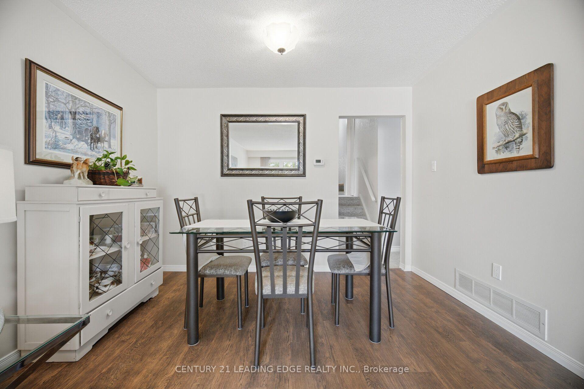 Photo 37 of 3245 Lansdown Drive, Burlington, Palmer — HOMEH