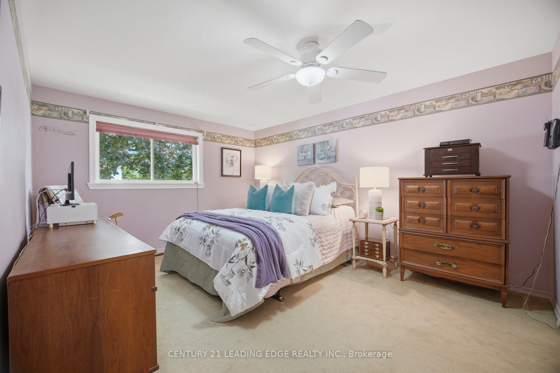 Photo 46 of 3245 Lansdown Drive, Burlington, Palmer — HOMEH