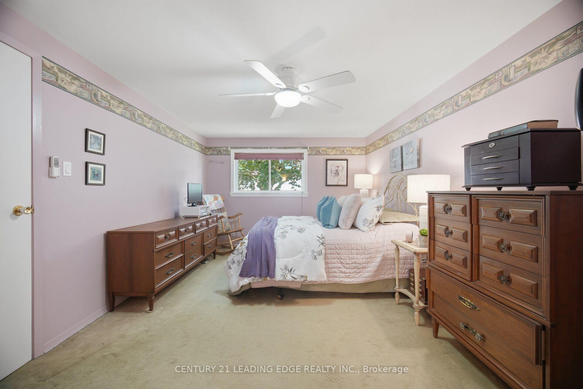 Photo 47 of 3245 Lansdown Drive, Burlington, Palmer — HOMEH