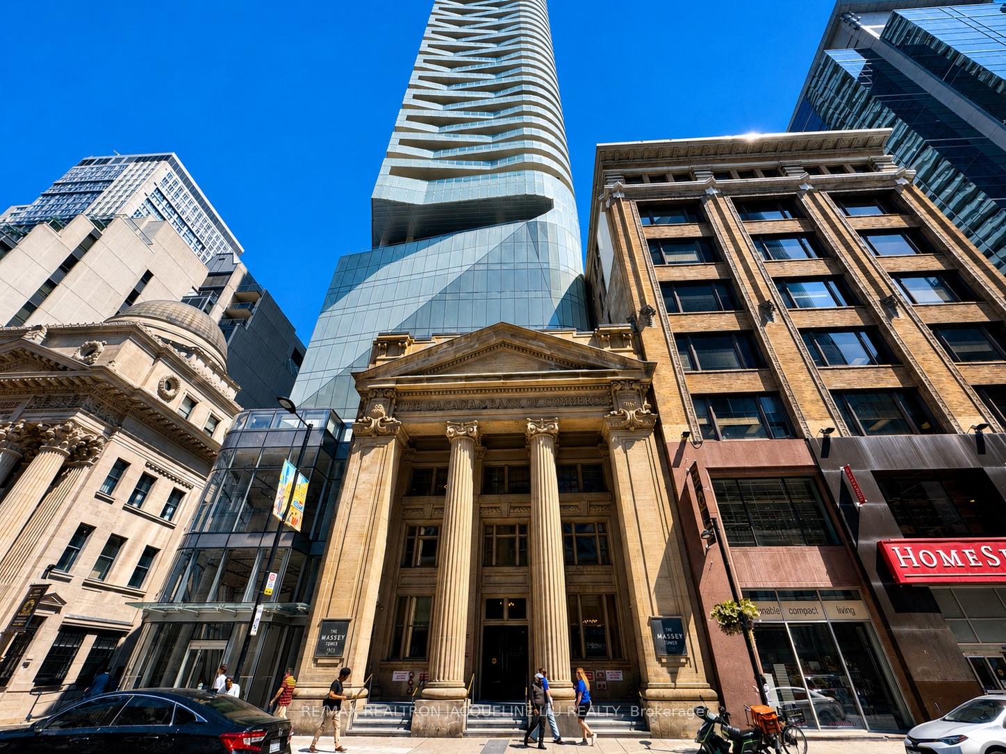 Photo 6 of Unit 5008, 197 Yonge Street, Toronto, Church-Yonge Corridor — HOMEH