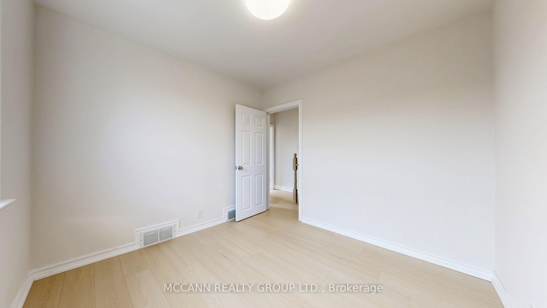Photo 28 of Unit Mn&2nd, 496 Northcliffe Boulevard, Toronto, Oakwood Village — HOMEH