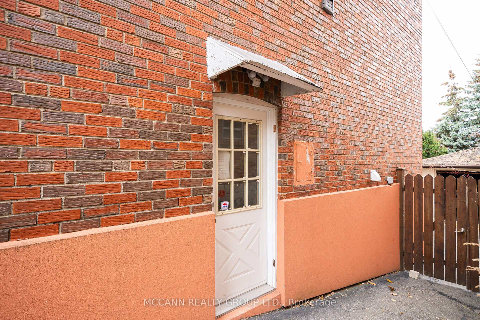 Photo 32 of Unit Mn&2nd, 496 Northcliffe Boulevard, Toronto, Oakwood Village — HOMEH