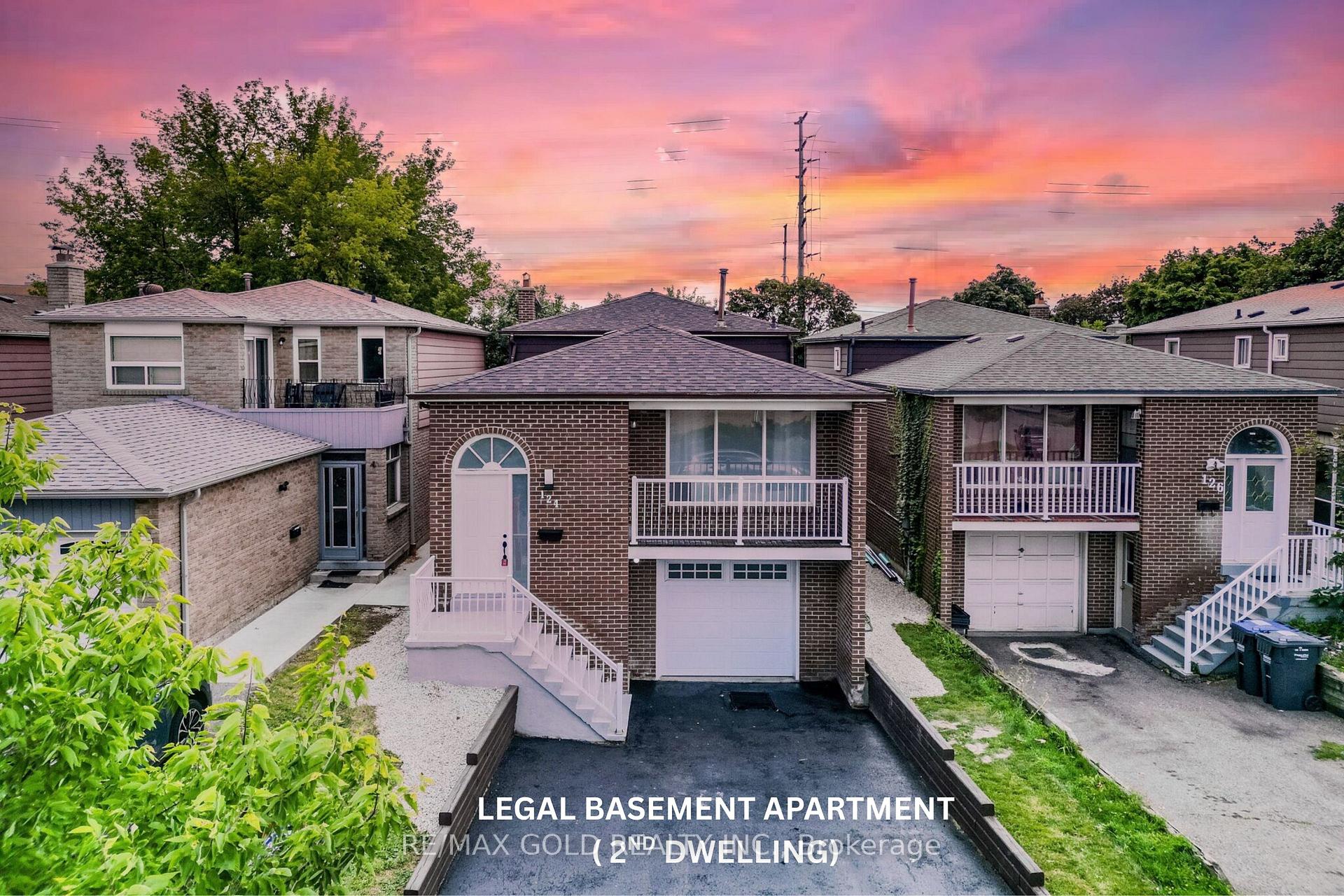 Photo 1 of 124 Banting Crescent, Brampton, Fletcher's West — HOMEH