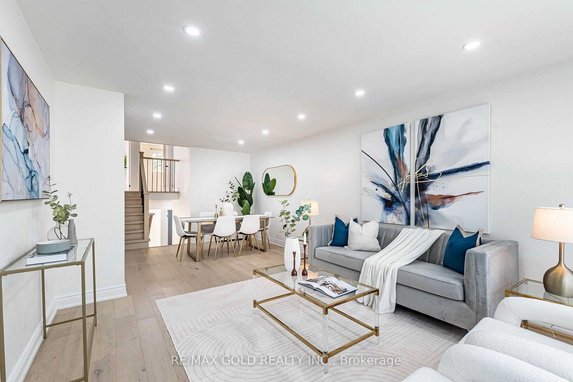 Photo 9 of 124 Banting Crescent, Brampton, Fletcher's West — HOMEH