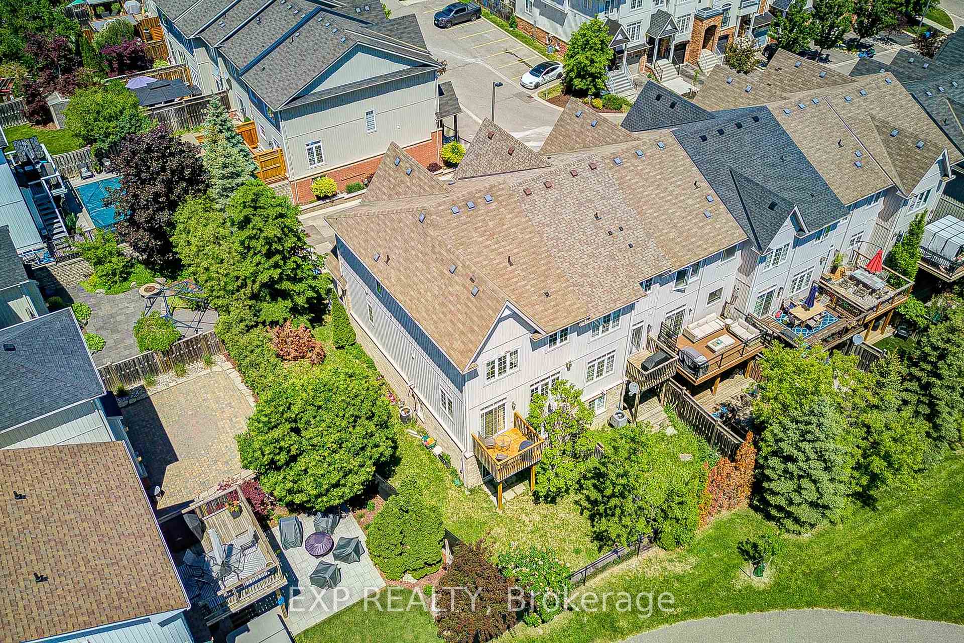 Photo 5 of 25 Sutcliff Lane, Halton Hills, Georgetown — HOMEH