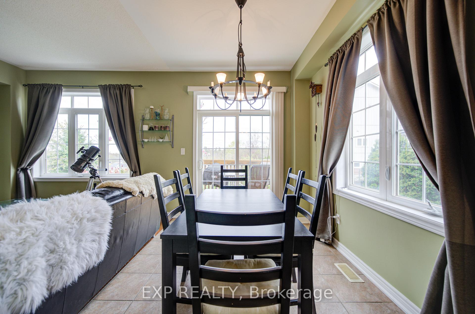 Photo 22 of 25 Sutcliff Lane, Halton Hills, Georgetown — HOMEH