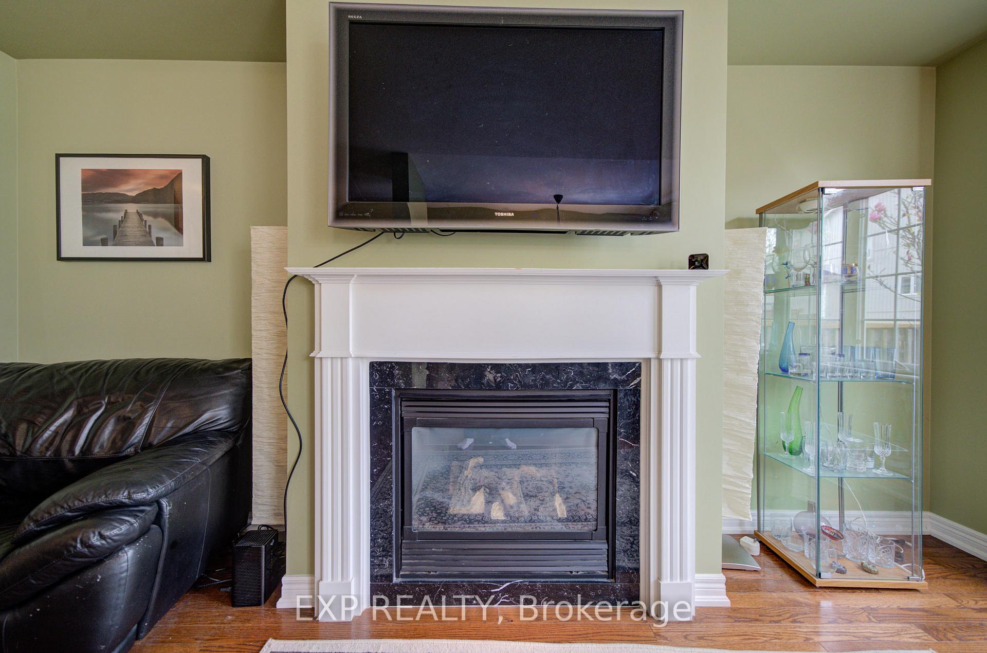Photo 26 of 25 Sutcliff Lane, Halton Hills, Georgetown — HOMEH