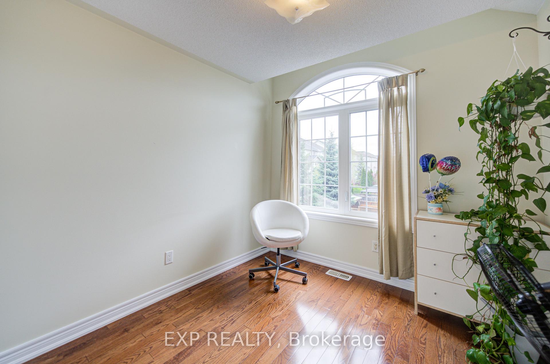 Photo 28 of 25 Sutcliff Lane, Halton Hills, Georgetown — HOMEH