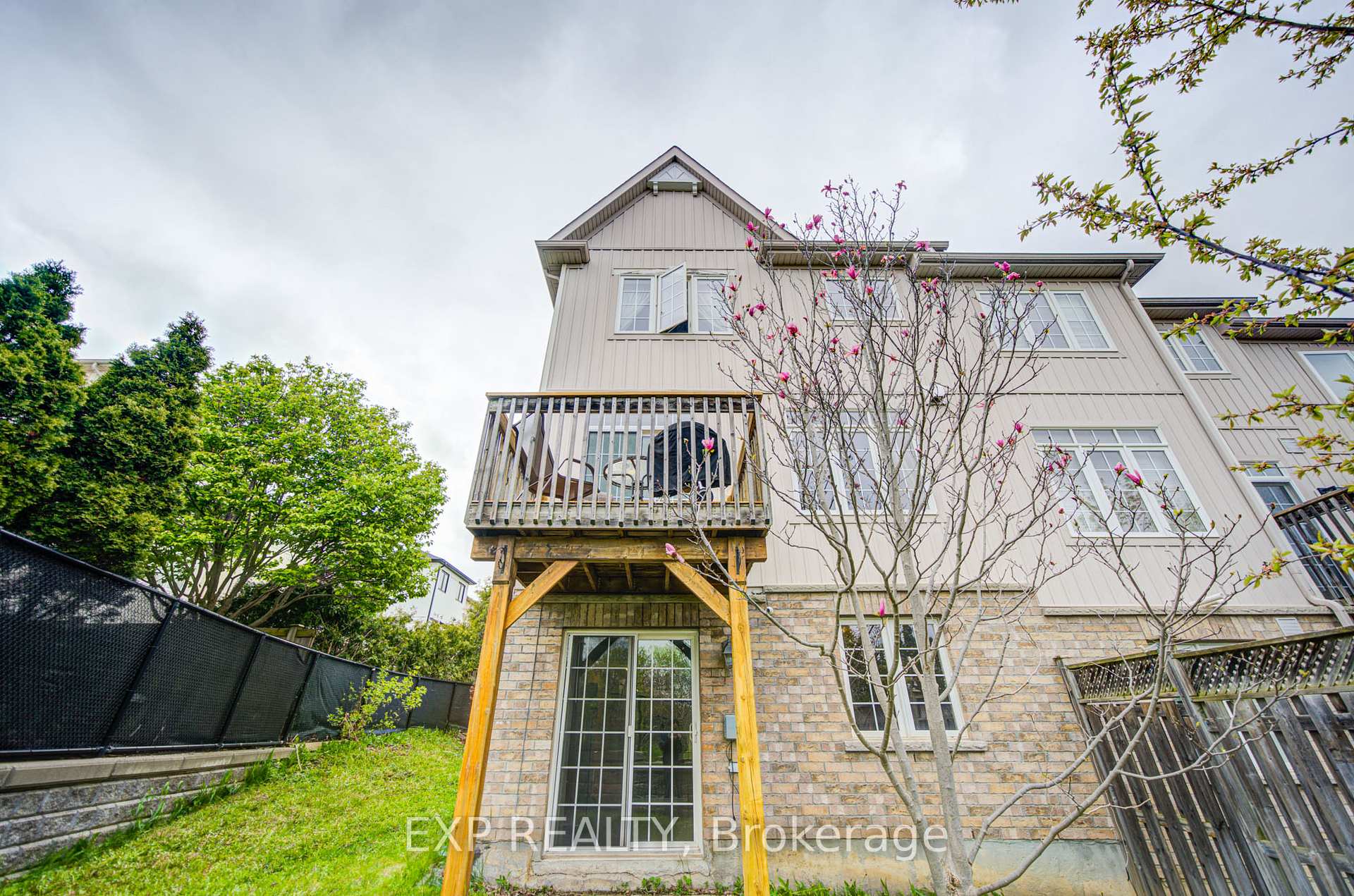Photo 49 of 25 Sutcliff Lane, Halton Hills, Georgetown — HOMEH