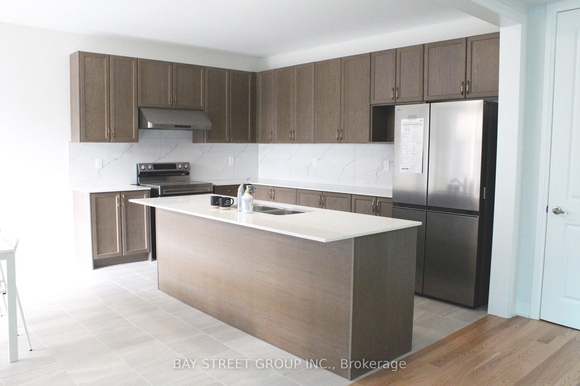 Photo 11 of 1063 Pisces Trail, Pickering, Rural Pickering — HOMEH