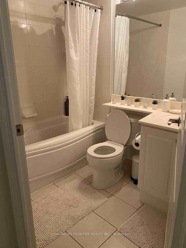 Photo 5 of Unit 1507, 4978 Yonge Street, North York, Lansing-Westgate — HOMEH