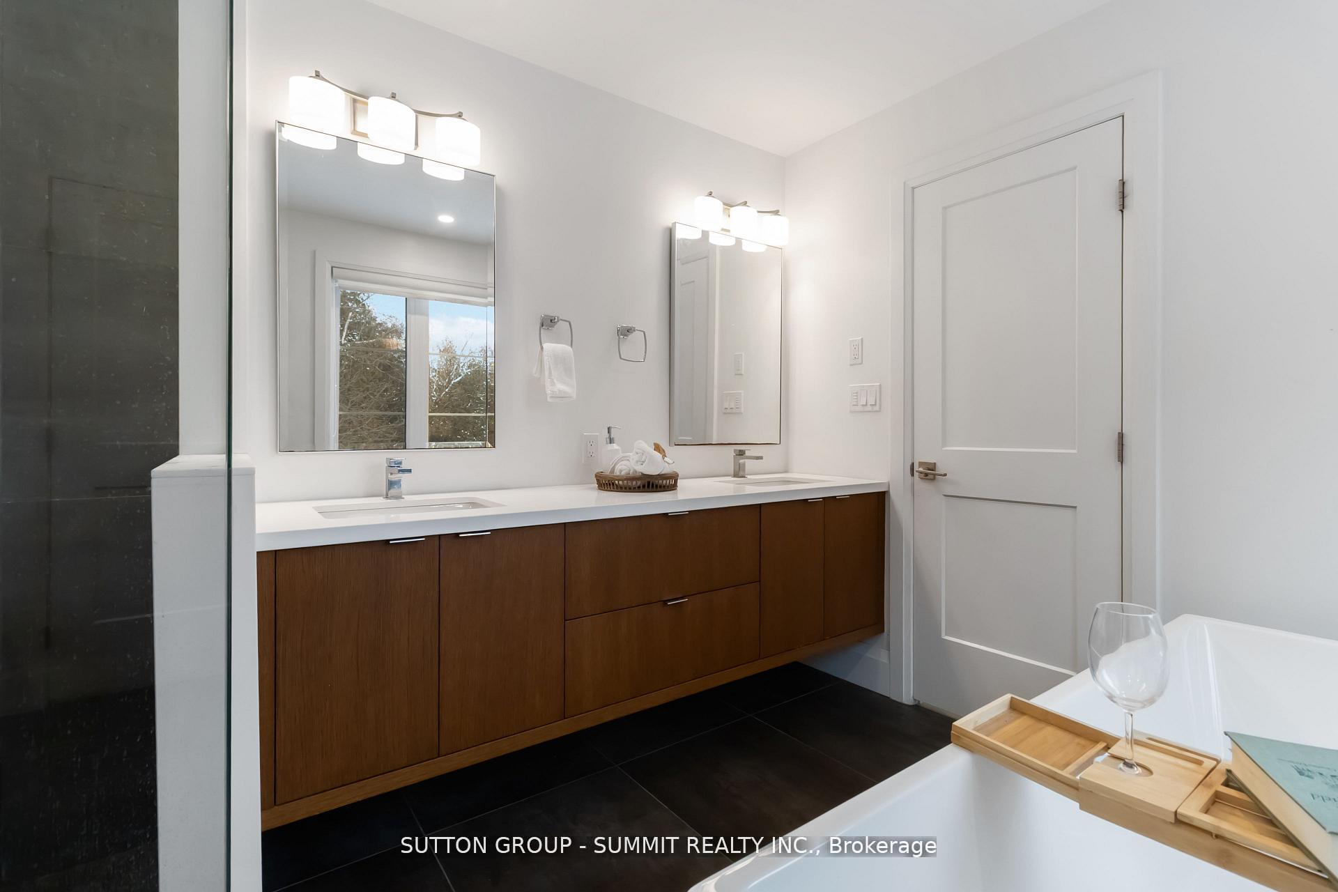 Photo 24 of 8767 Twiss Road, Milton, Campbellville — HOMEH