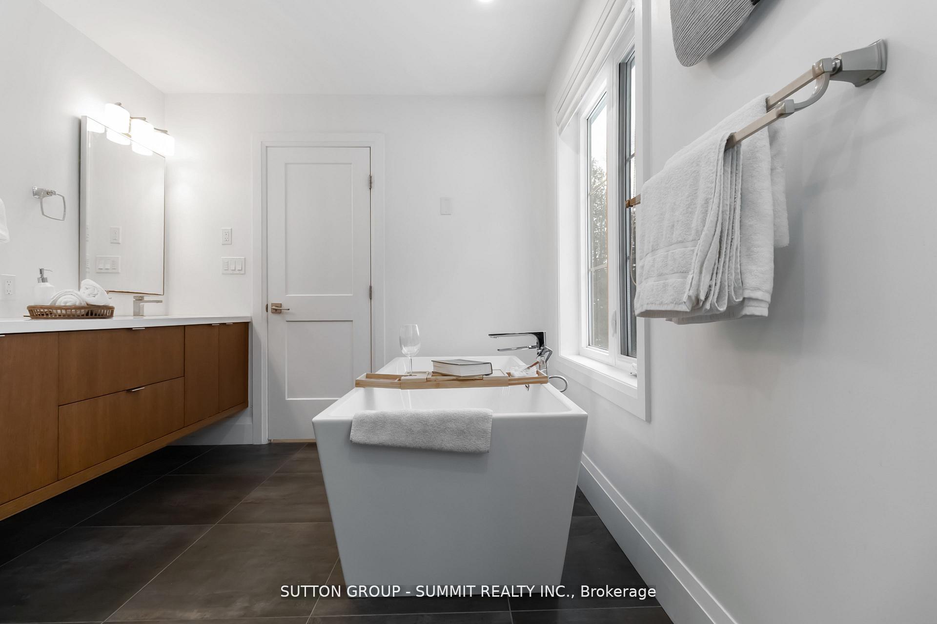 Photo 26 of 8767 Twiss Road, Milton, Campbellville — HOMEH