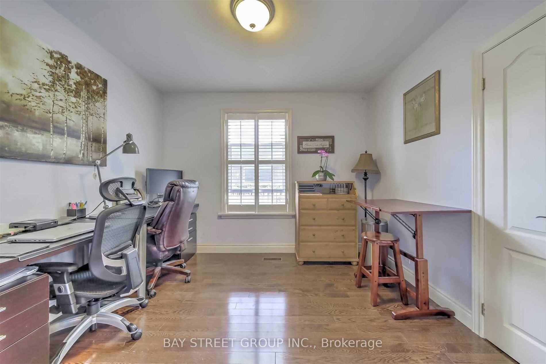 Photo 13 of 33 Heathview Avenue, North York, Bayview Village — HOMEH