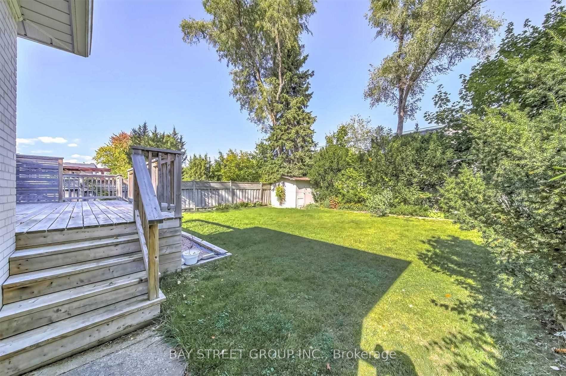Photo 19 of 33 Heathview Avenue, North York, Bayview Village — HOMEH