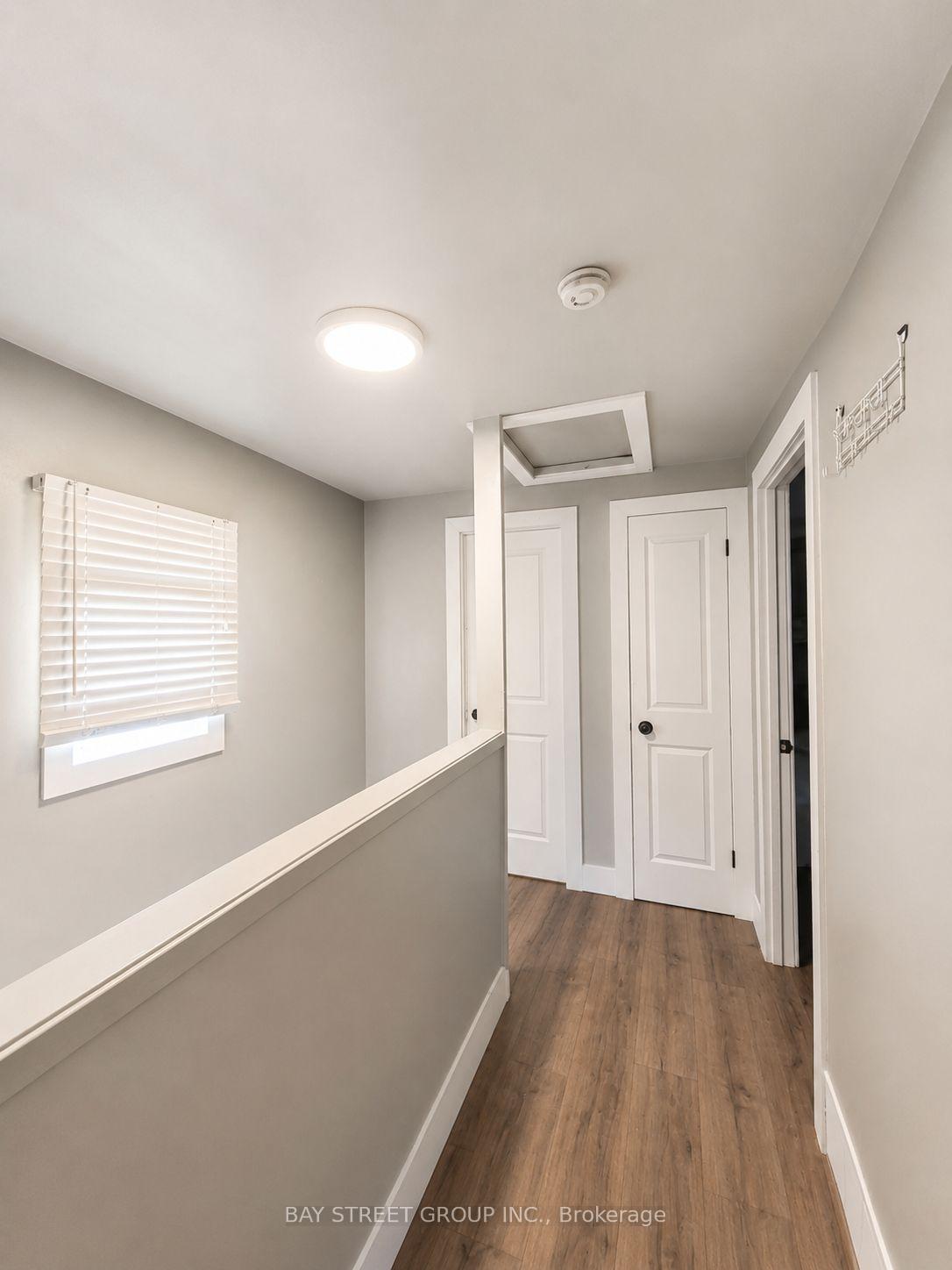 Photo 6 of 22 Rosamond Crescent, London, South X — HOMEH