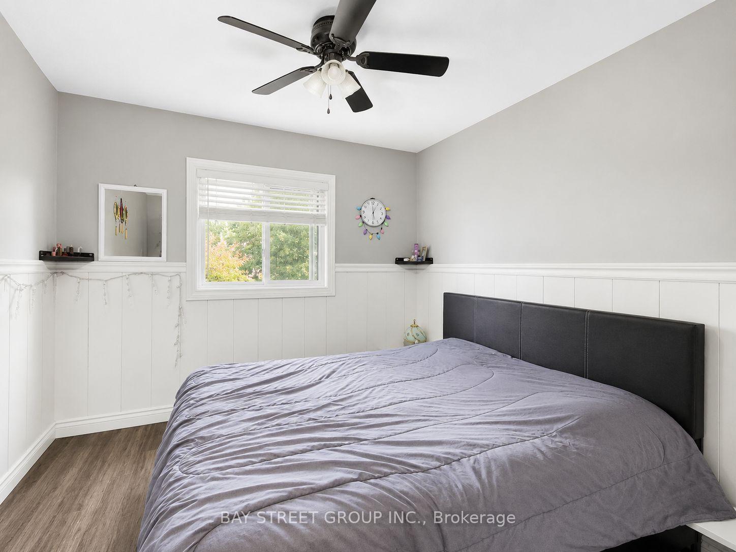 Photo 7 of 22 Rosamond Crescent, London, South X — HOMEH