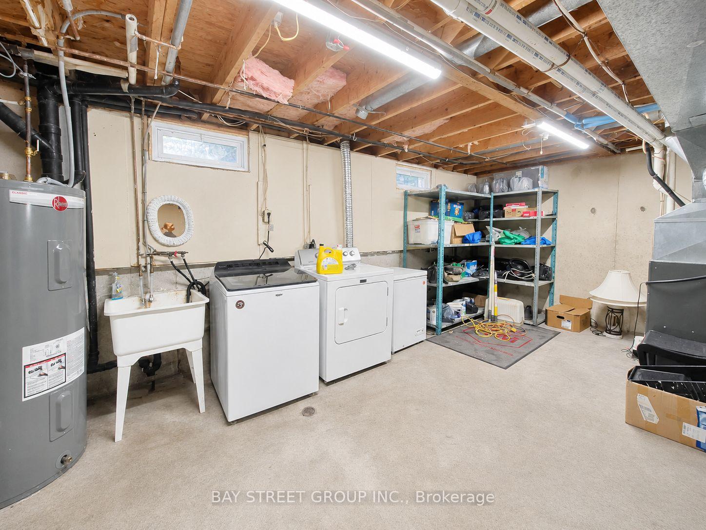 Photo 13 of 22 Rosamond Crescent, London, South X — HOMEH