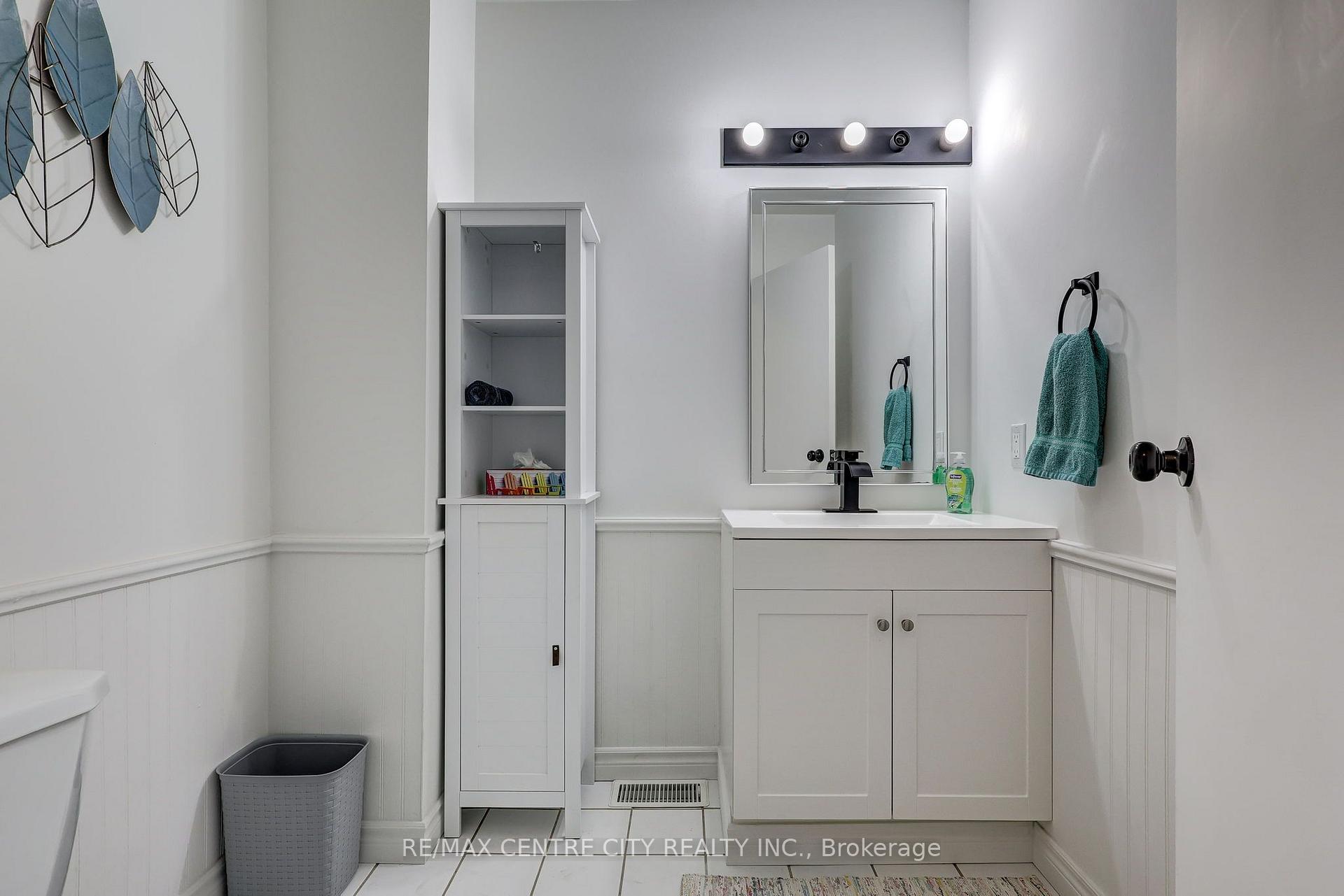 Photo 10 of Unit 31, 301 Carlow Road, Central Elgin, Port Stanley — HOMEH