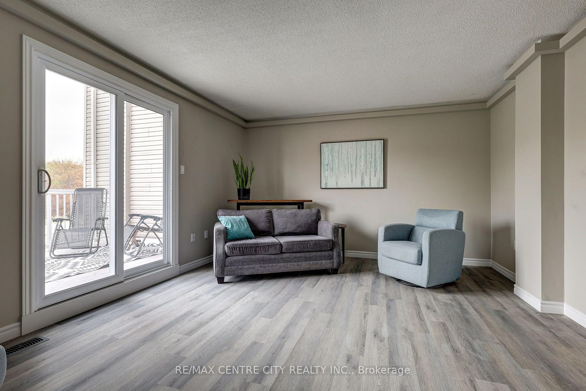 Photo 11 of Unit 31, 301 Carlow Road, Central Elgin, Port Stanley — HOMEH