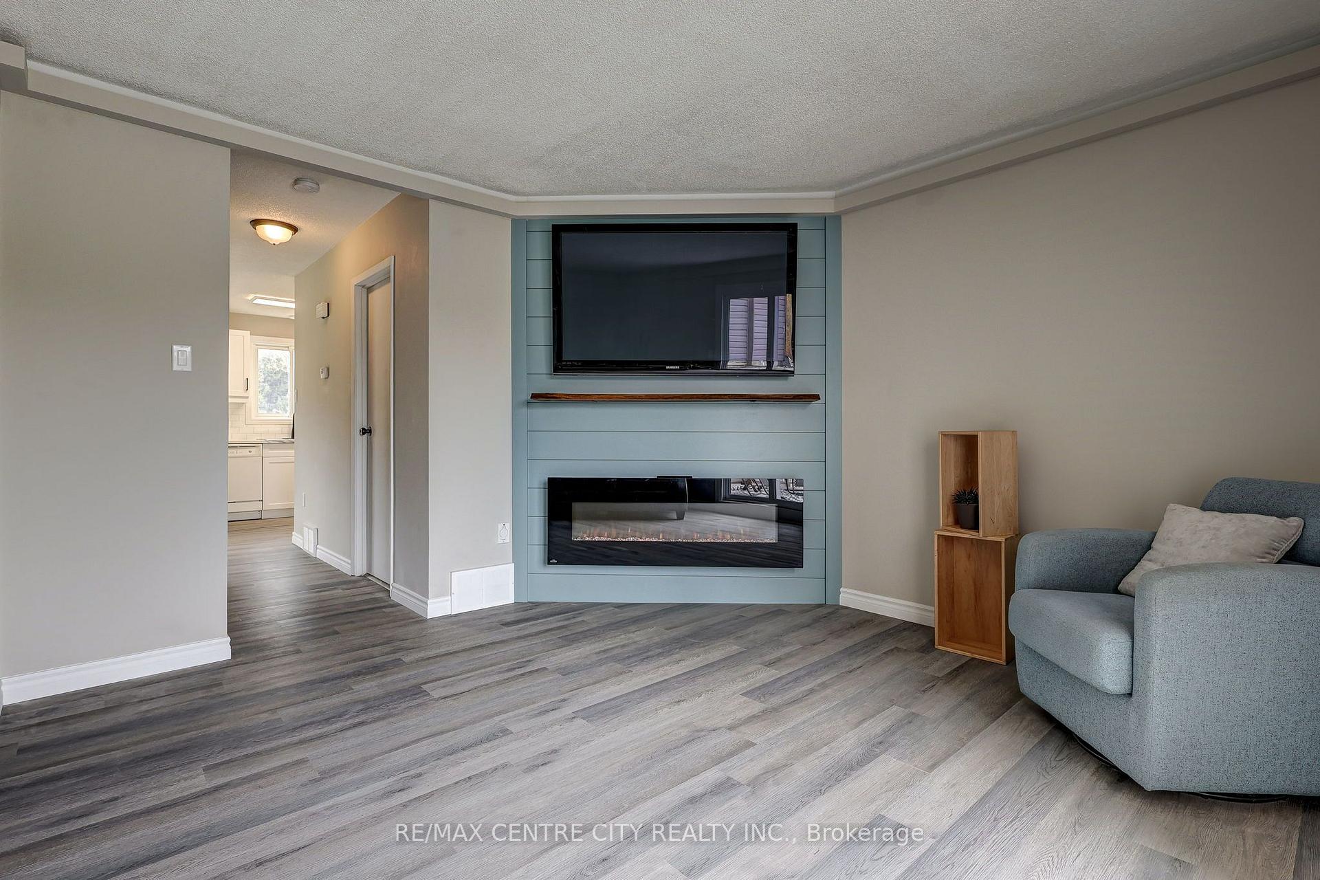 Photo 12 of Unit 31, 301 Carlow Road, Central Elgin, Port Stanley — HOMEH