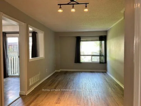 Photo 16 of 129 Trewin Lane, Clarington, Bowmanville — HOMEH