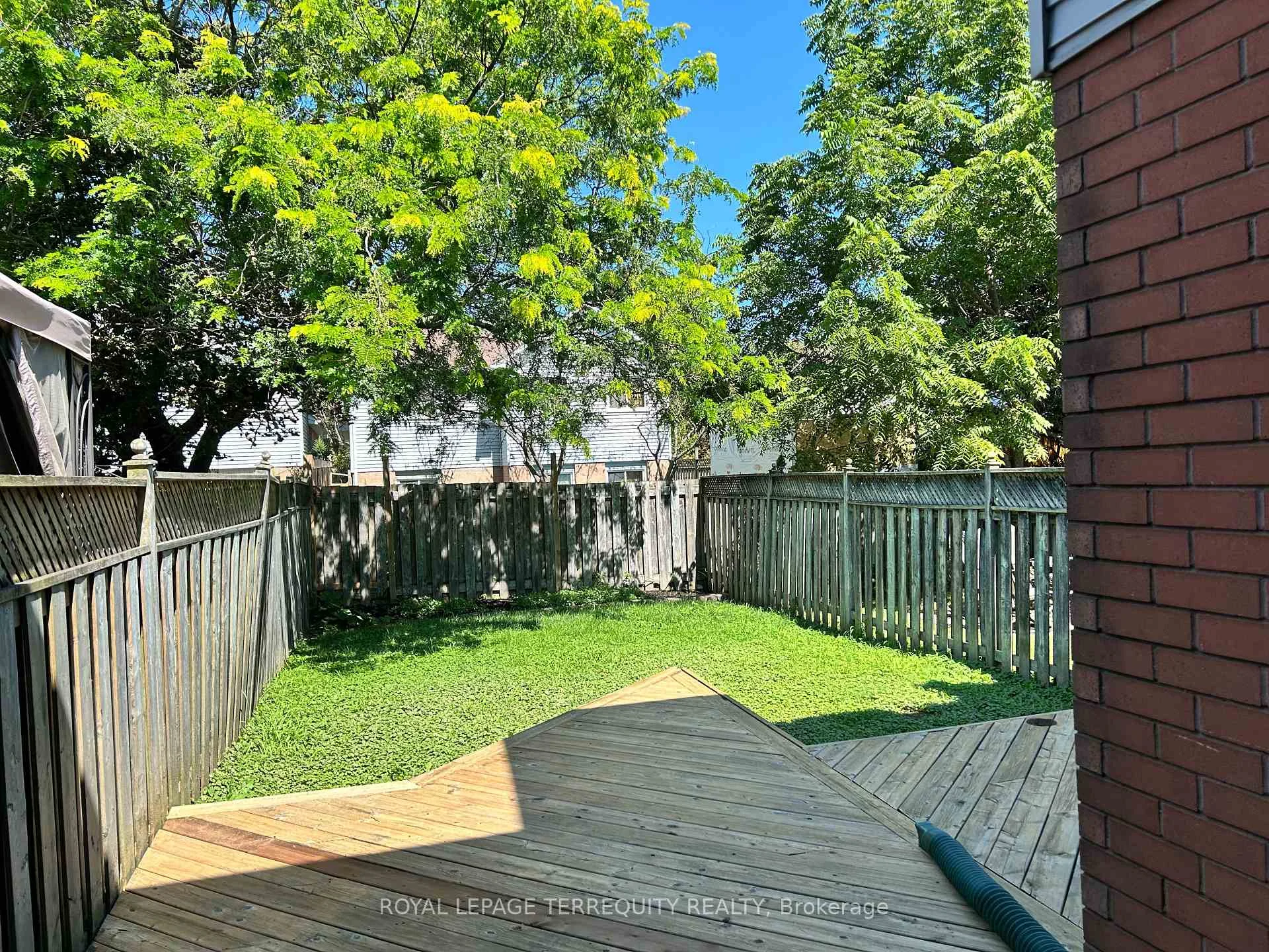 Photo 35 of 129 Trewin Lane, Clarington, Bowmanville — HOMEH