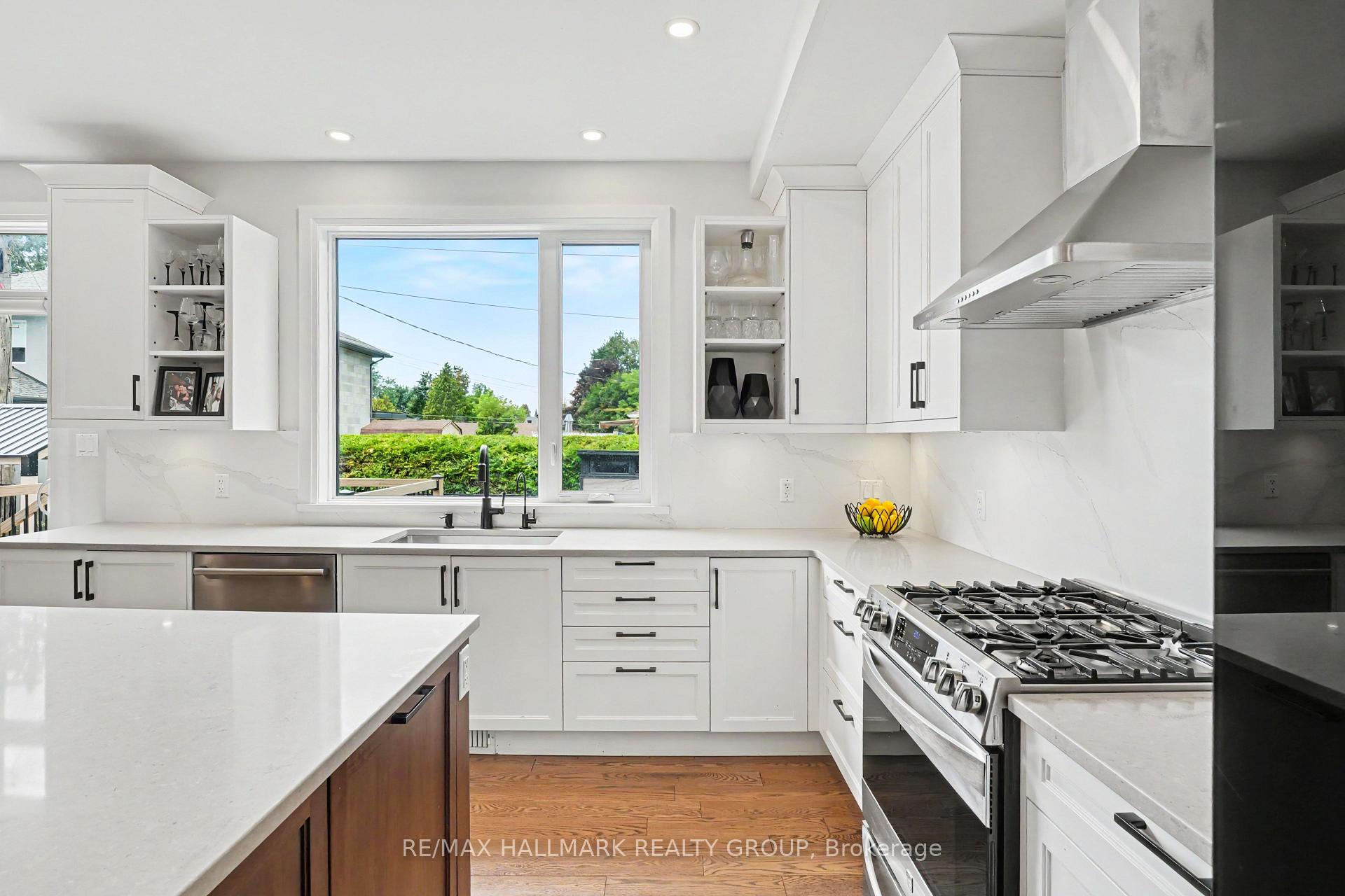 Photo 8 of 75 St. Claire Avenue, Ottawa, Meadowlands/St. Claire Gardens — HOMEH