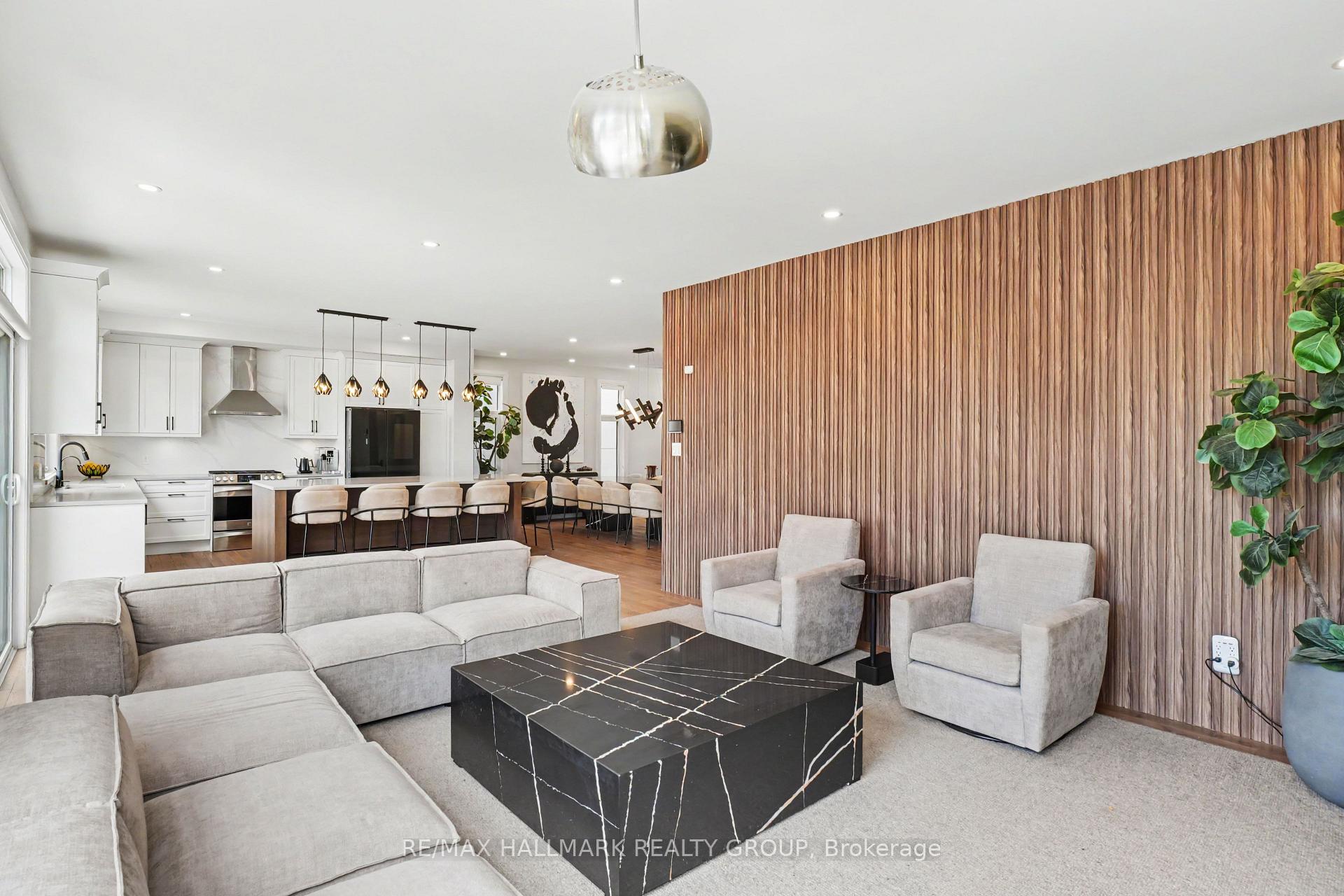Photo 11 of 75 St. Claire Avenue, Ottawa, Meadowlands/St. Claire Gardens — HOMEH