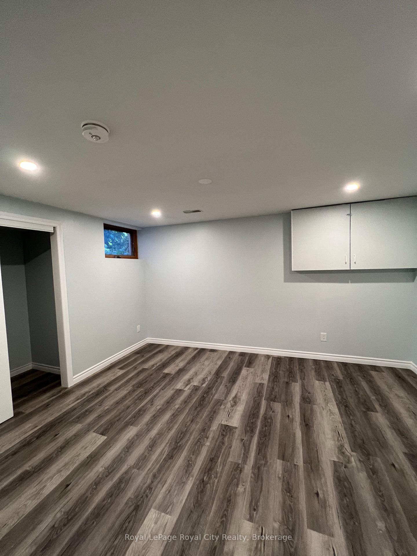 Photo 6 of Unit BASEMENT, 287 Clair Road E, Guelph, Pineridge/Westminster Woods — HOMEH