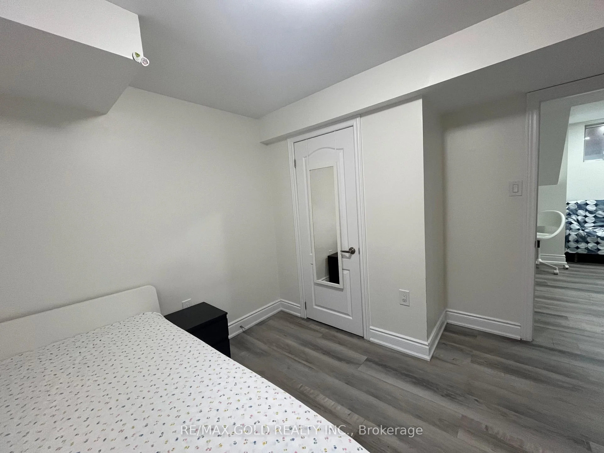 Photo 14 of 30 Moynes Avenue, Etobicoke, Stonegate-Queensway — HOMEH