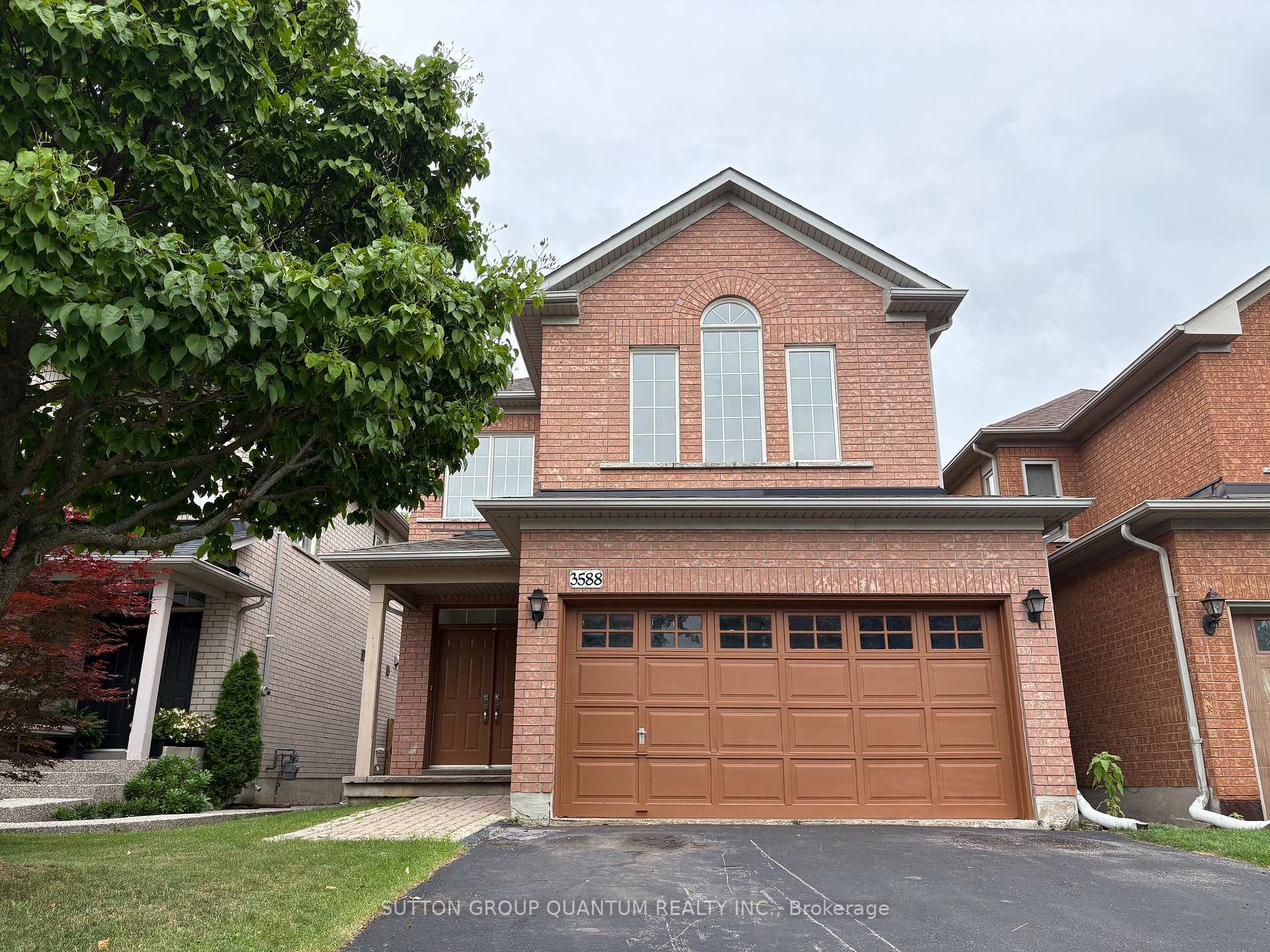 Front of 3588 Rainpark Court