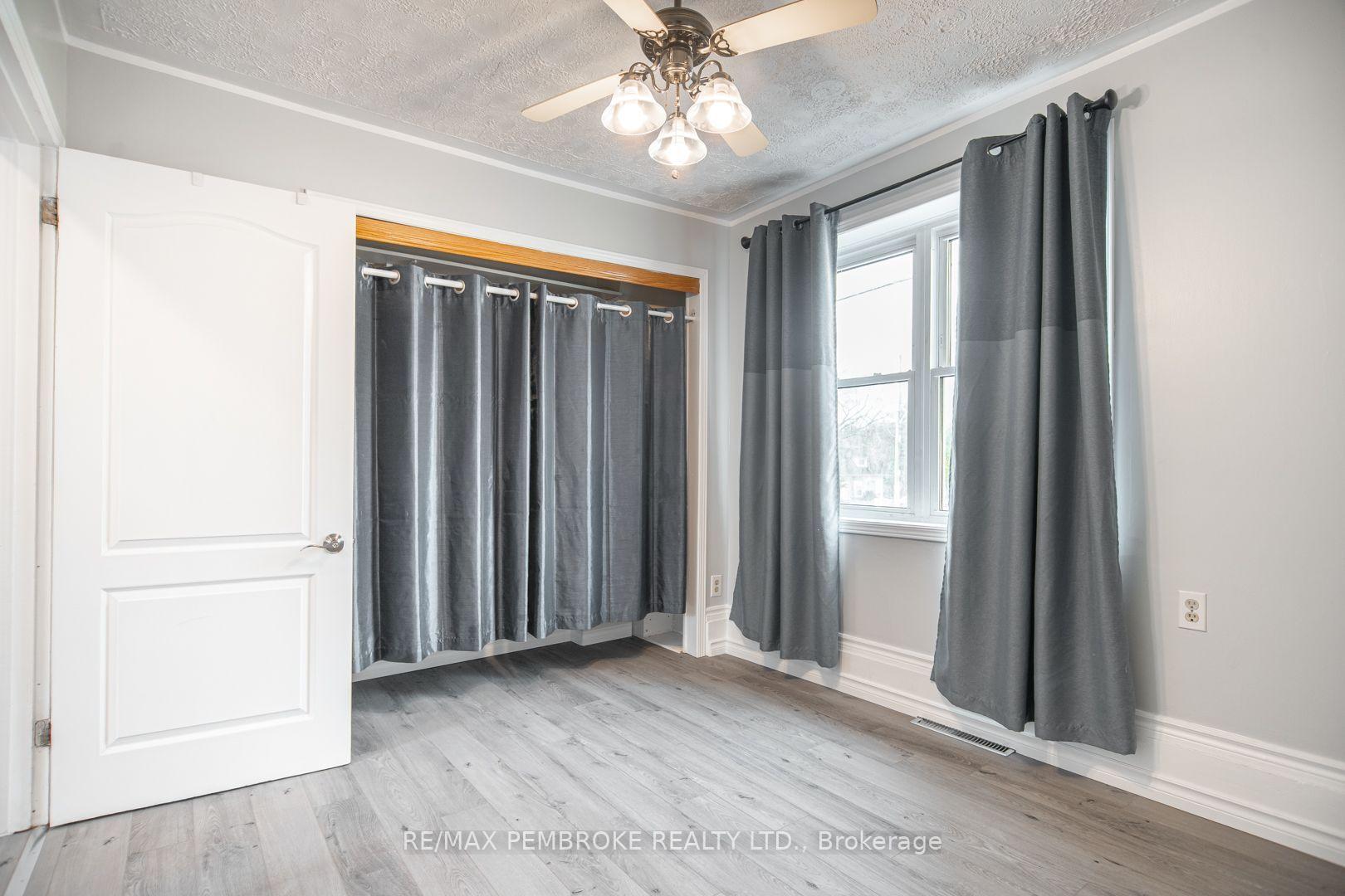 Photo 16 of 539 Mcgee Street, Pembroke, Pembroke — HOMEH