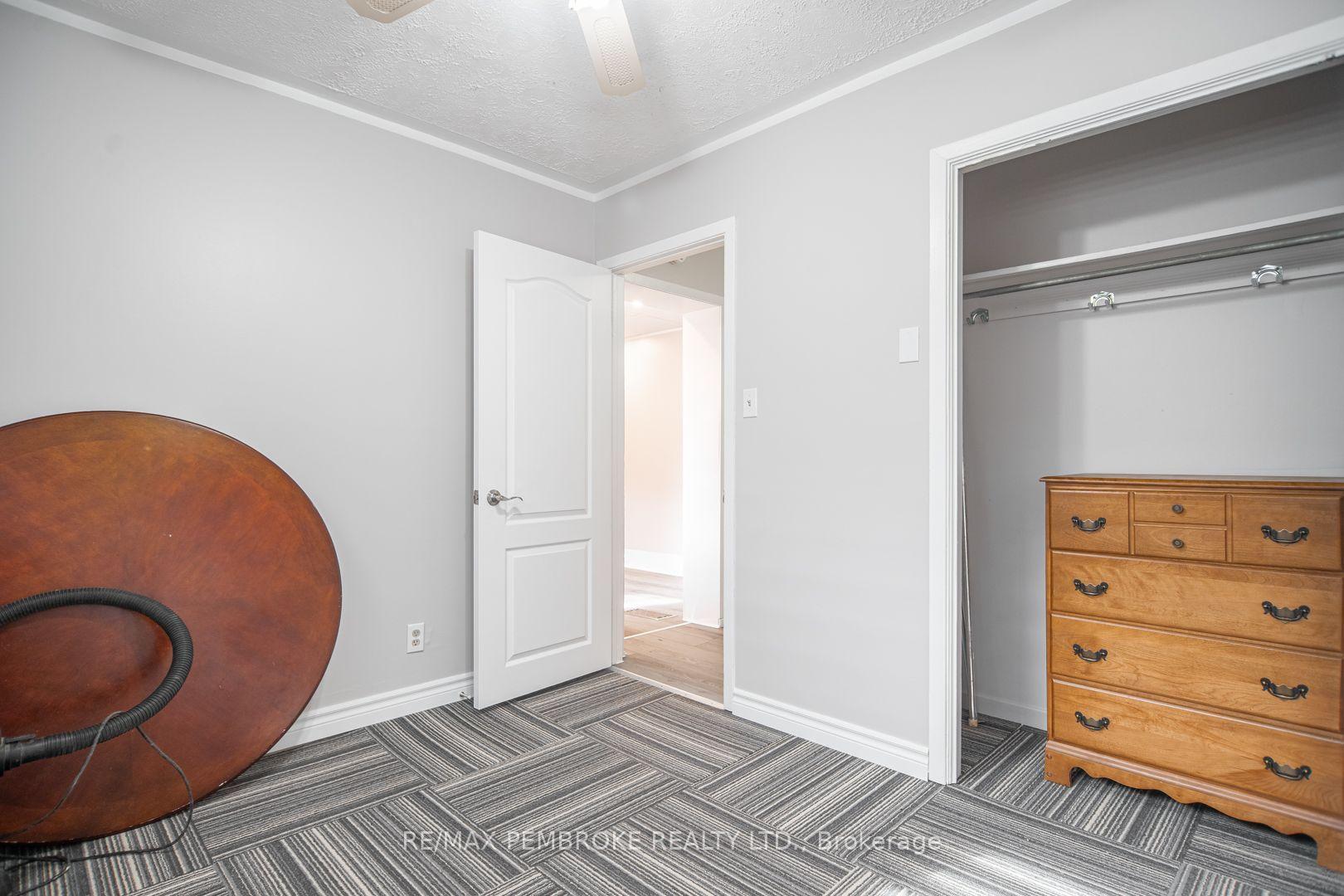 Photo 18 of 539 Mcgee Street, Pembroke, Pembroke — HOMEH