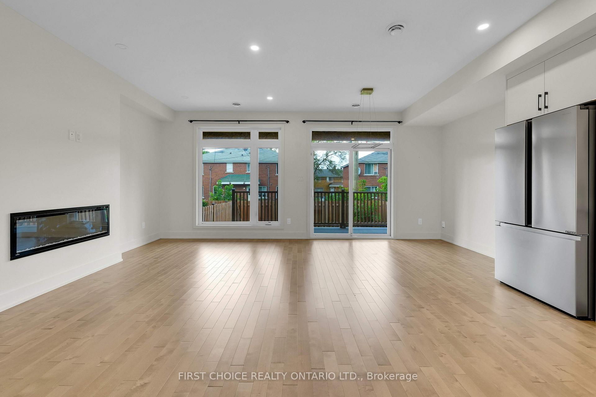 Photo 6 of 269 Queen Mary Street, Ottawa, Overbrook/Castle Heights — HOMEH