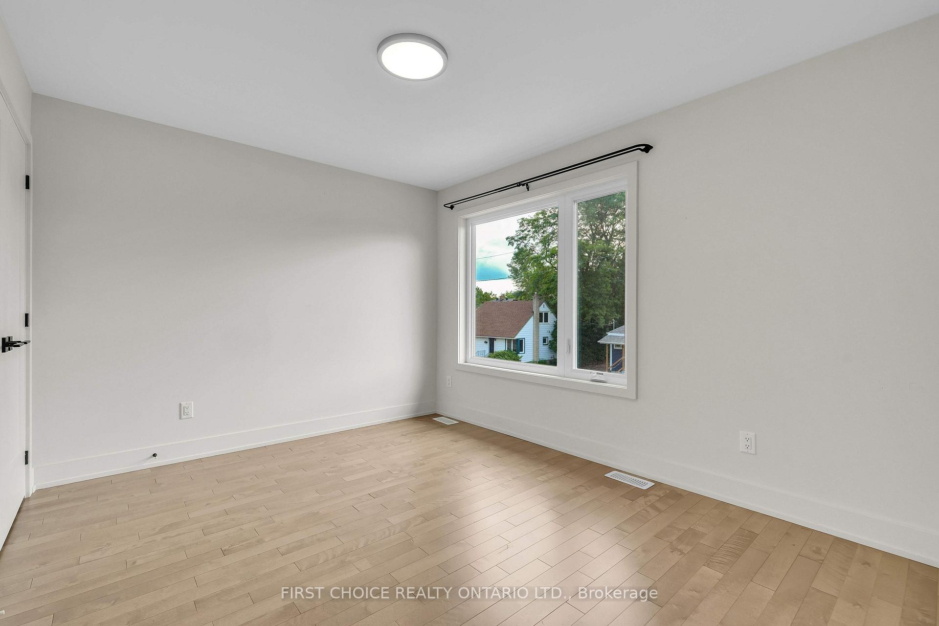 Photo 21 of 269 Queen Mary Street, Ottawa, Overbrook/Castle Heights — HOMEH
