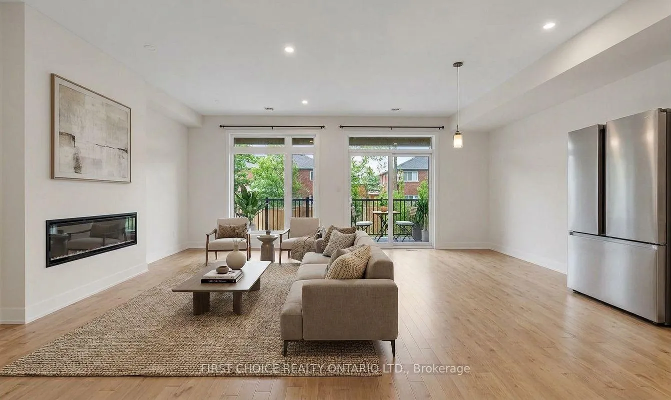 Photo 5 of 269 Queen Mary Street, Ottawa, Overbrook/Castle Heights — HOMEH