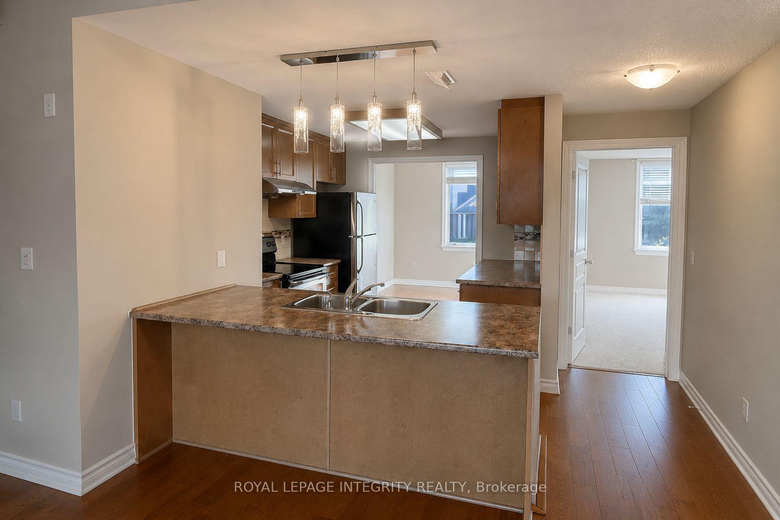 Photo 5 of Unit D, 64 Tipperary Private, Ottawa, Barrhaven - Longfields — HOMEH