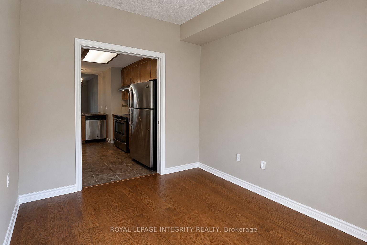 Photo 11 of Unit D, 64 Tipperary Private, Ottawa, Barrhaven - Longfields — HOMEH