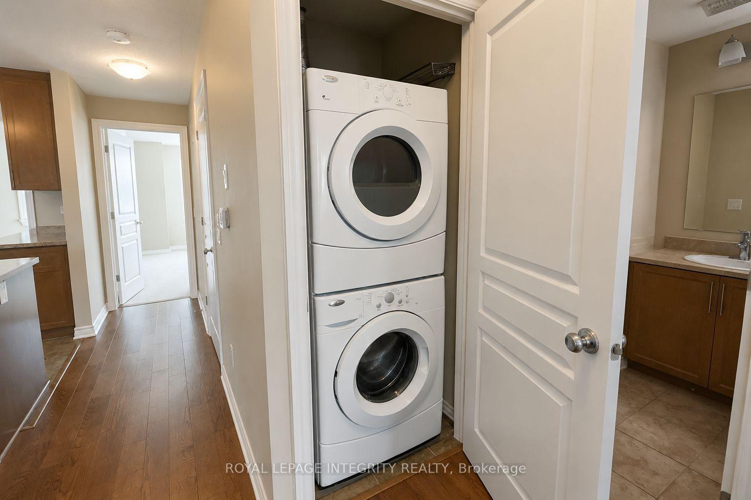 Photo 20 of Unit D, 64 Tipperary Private, Ottawa, Barrhaven - Longfields — HOMEH