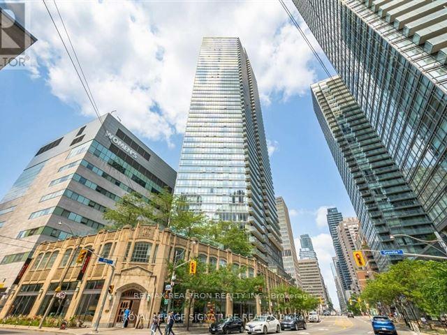 Photo 1 of Unit 3201, 832 Bay Street, Toronto, Bay Street Corridor — HOMEH