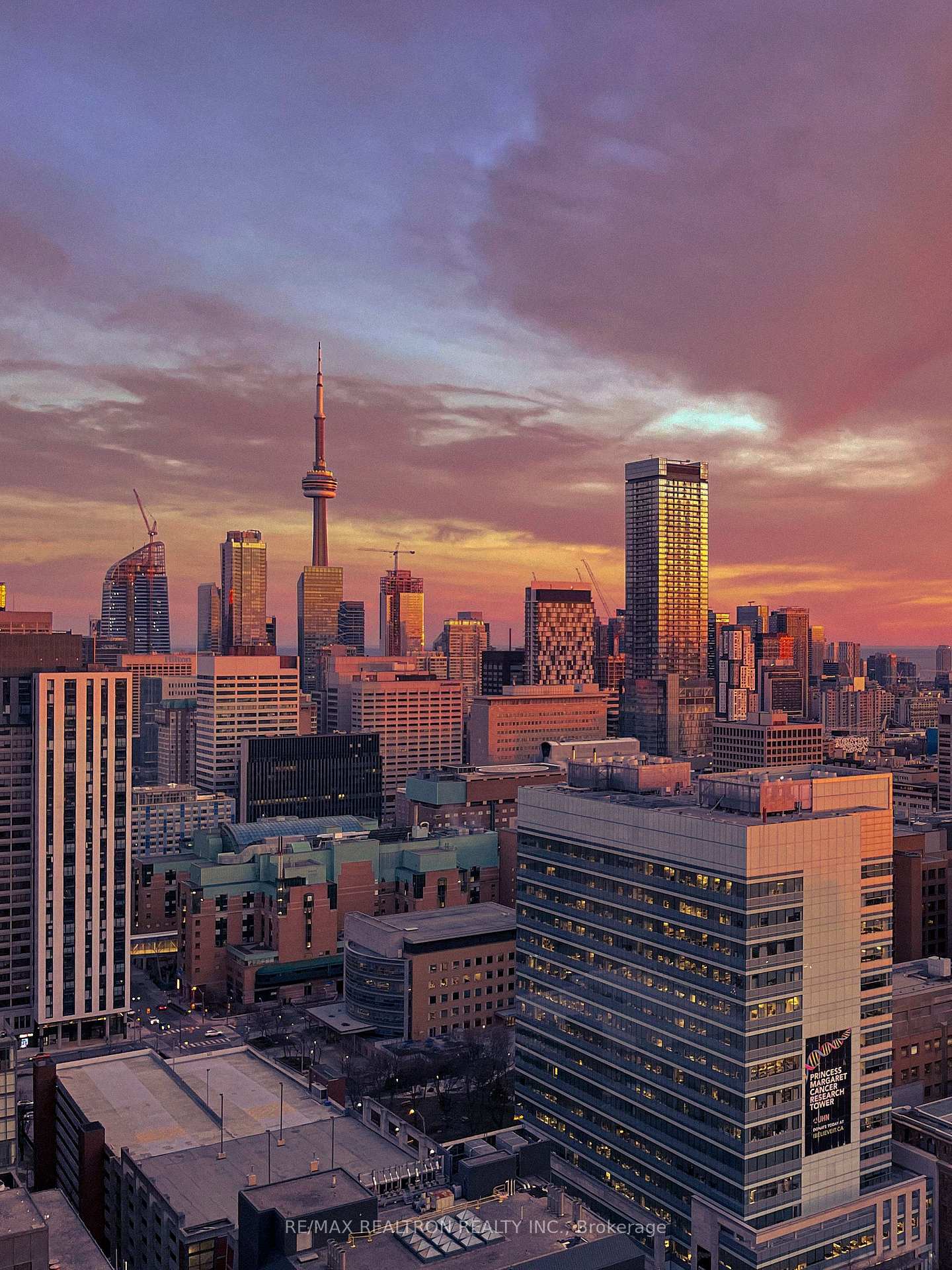 Photo 7 of Unit 3201, 832 Bay Street, Toronto, Bay Street Corridor — HOMEH
