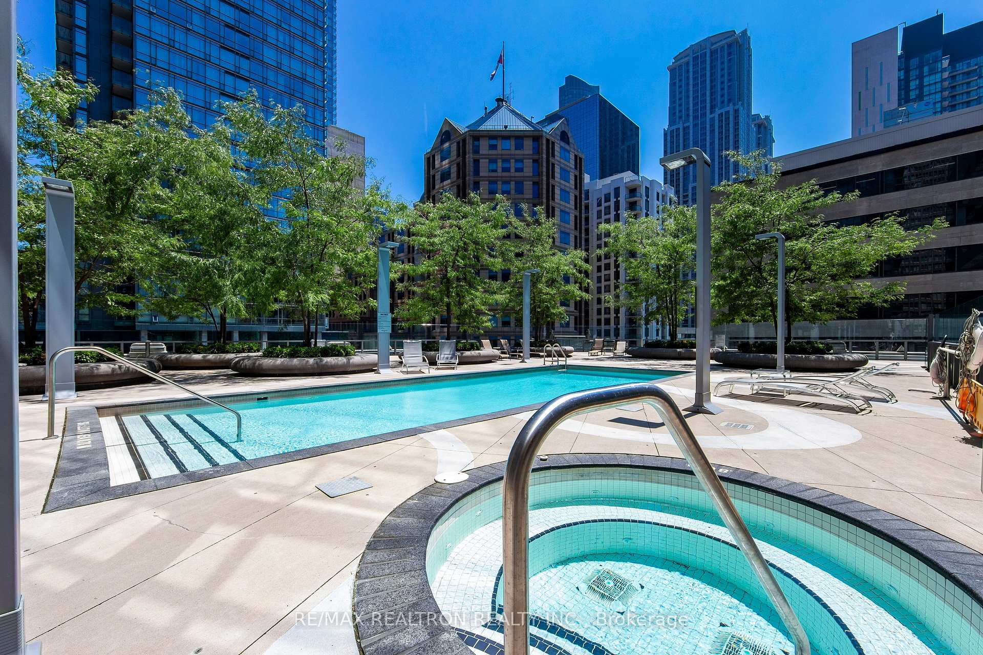 Photo 10 of Unit 3201, 832 Bay Street, Toronto, Bay Street Corridor — HOMEH