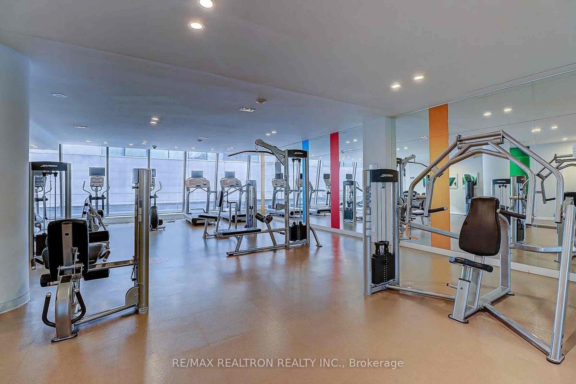 Photo 12 of Unit 3201, 832 Bay Street, Toronto, Bay Street Corridor — HOMEH