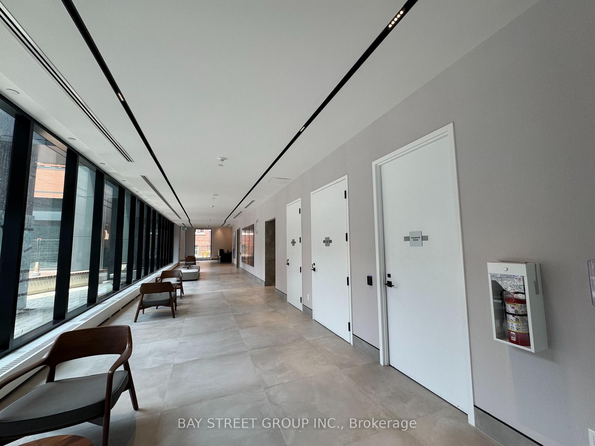 Photo 3 of Unit 4203, 609 Sherbourne Street, Toronto, North St. James Town — HOMEH