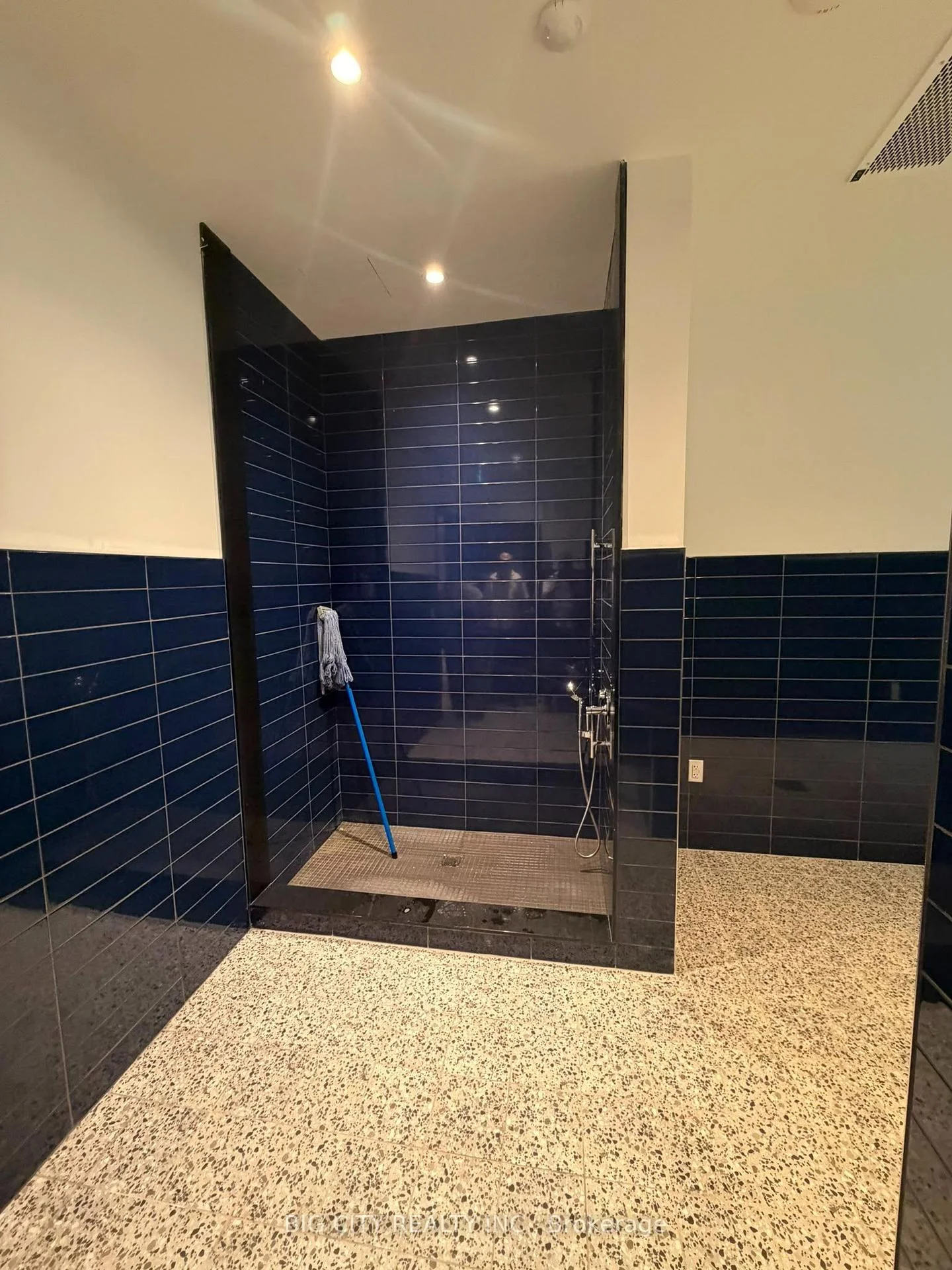 Photo 11 of Unit 807A, 115 Nipissing Road, Milton, Timberlea — HOMEH