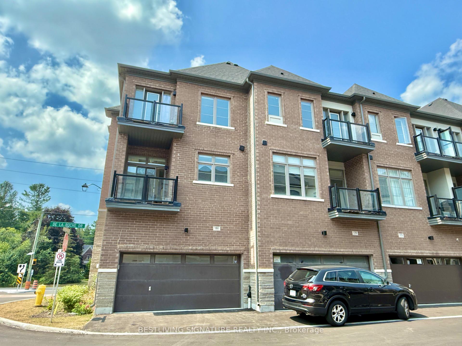 Photo 3 of 180 De La Roche Drive, Vaughan, Vellore Village — HOMEH