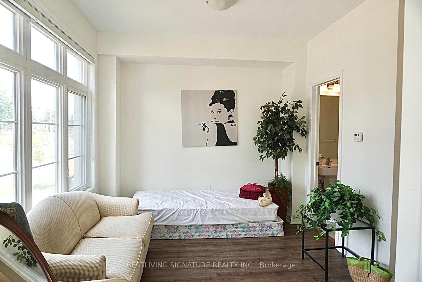 Photo 7 of 180 De La Roche Drive, Vaughan, Vellore Village — HOMEH
